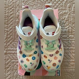 NIB Adidas Lego X Fortarun Dots Sneakers, Cloud White/Lab Purple/Clear Mint, 13